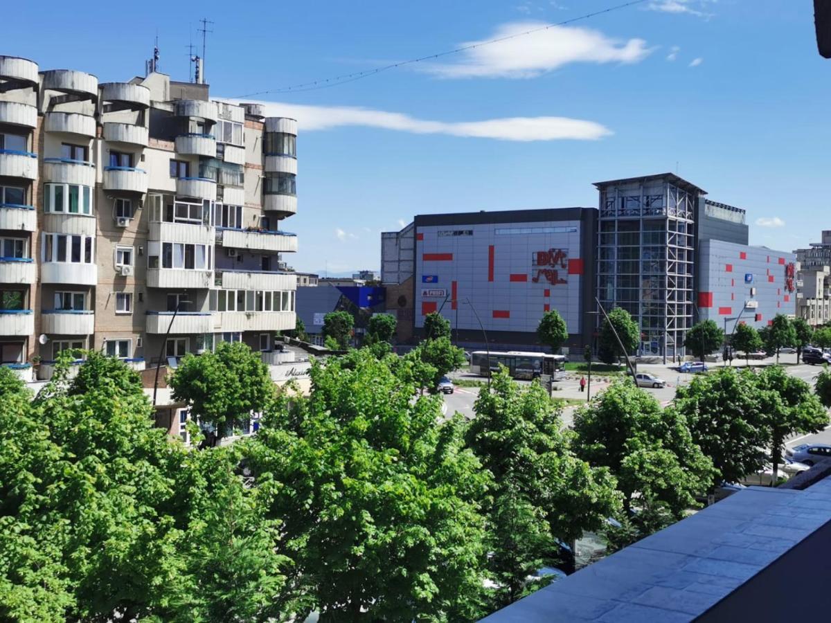 Apartament Regim Hotelier Deva Exterior photo